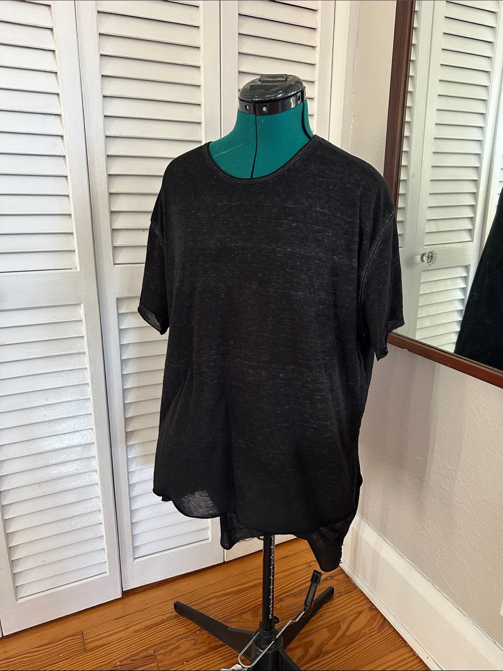 We The Free Women's Black Short Sleeve Crewneck Tee